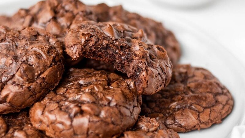 plate of decadent chocolate crinkle cookies