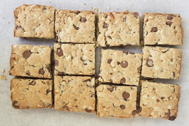 Almond Chocolate Chip Cookie Bars