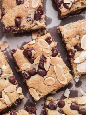 almond chocolate chip cookie bars.