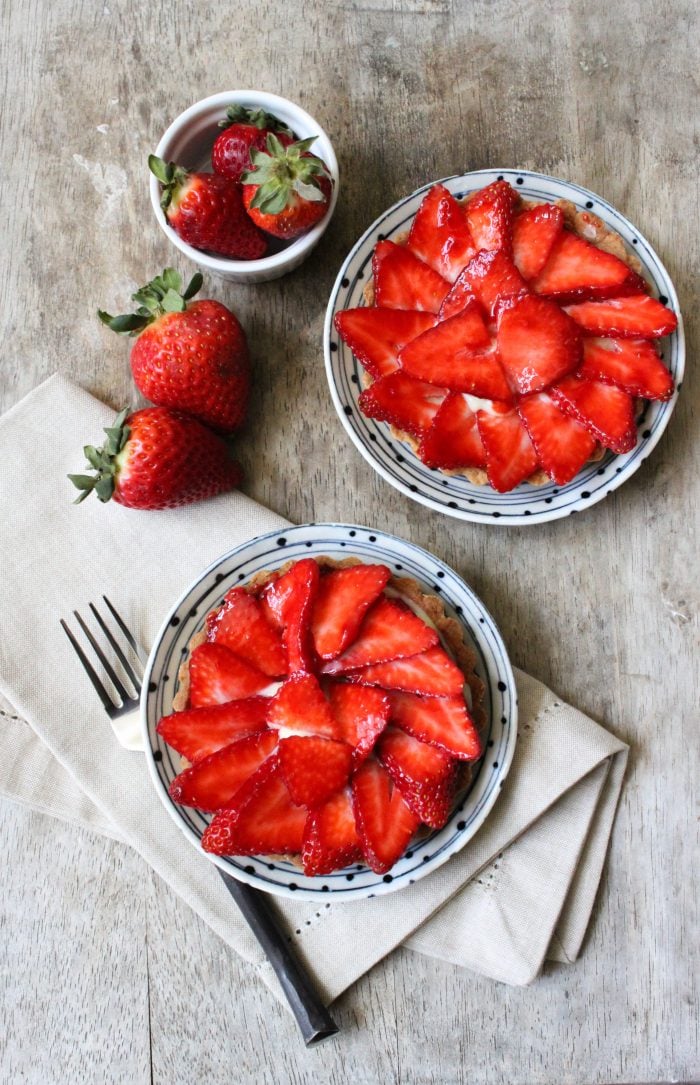 Strawberry Tart with pastry cream and shortbread crust