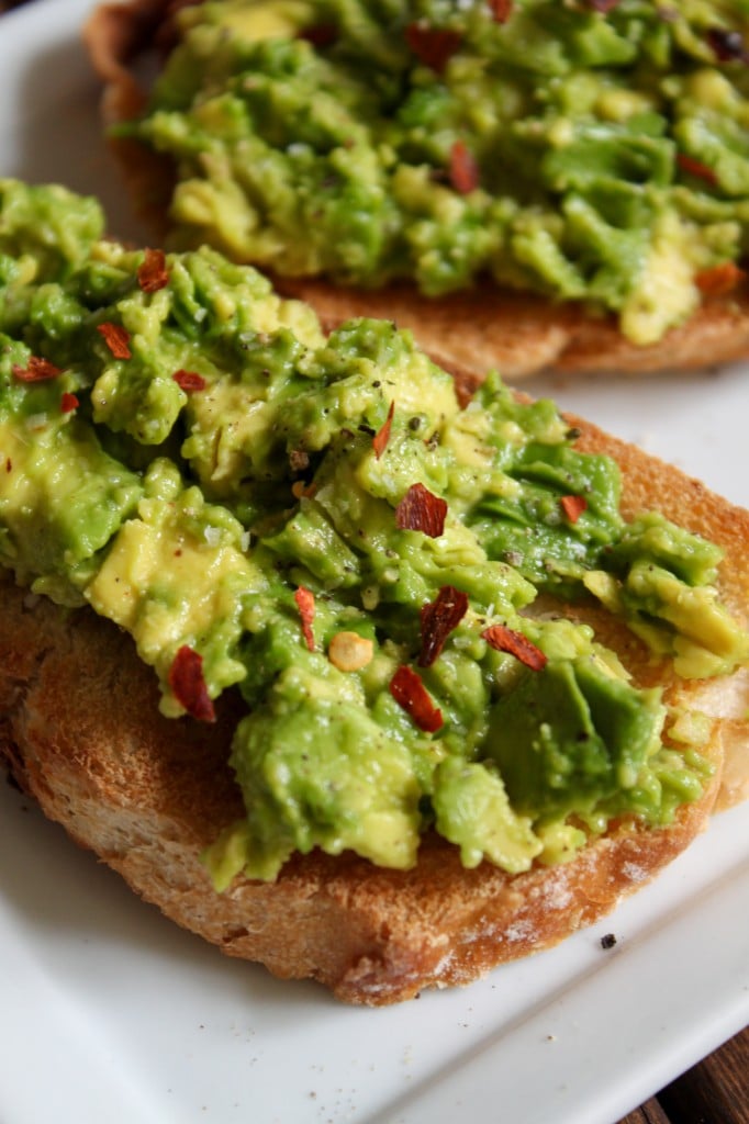 avocado garlic toast