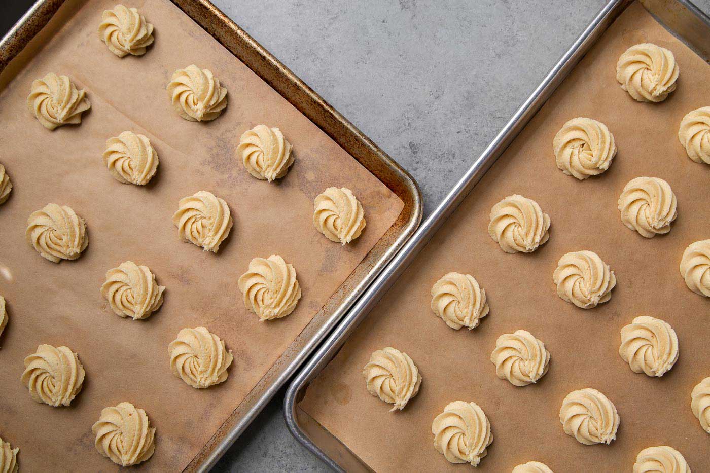 Piped Vanilla Malt Cookies