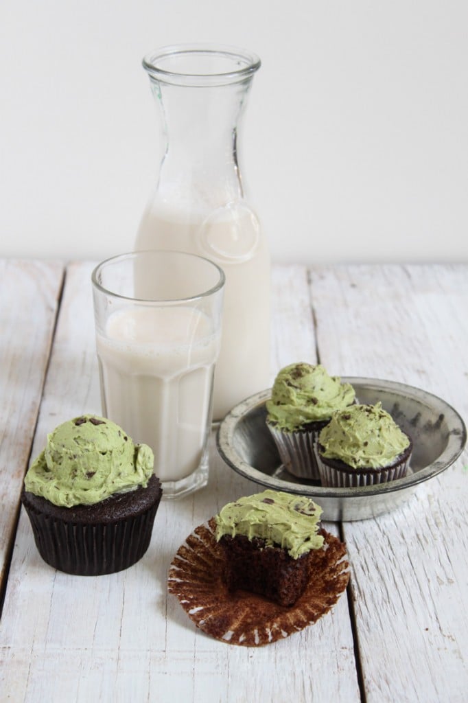 Mint Chocolate Chip Cupcakes