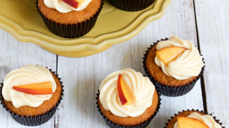 Peaches and Cream Cupcakes