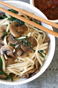 Mushroom Spinach Garlic Noodles