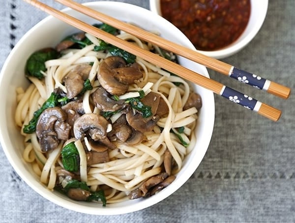 Mushroom Spinach Garlic Noodles