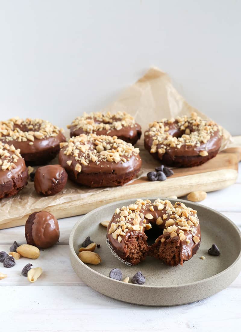 TheLittleEpicurean-chocolate-peanut-donuts-1