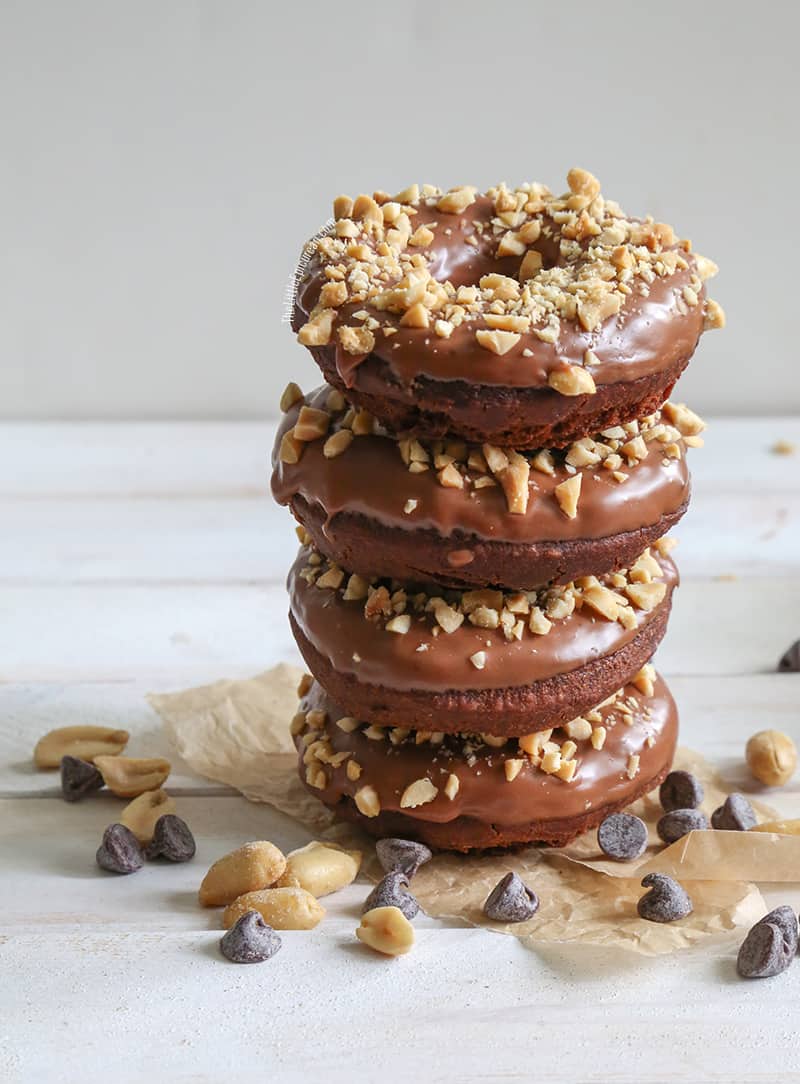TheLittleEpicurean-double-chocolate-peanut-donuts