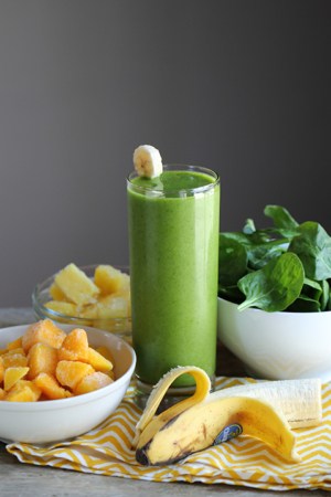 Tropical Green Smoothie | The Little Epicurean