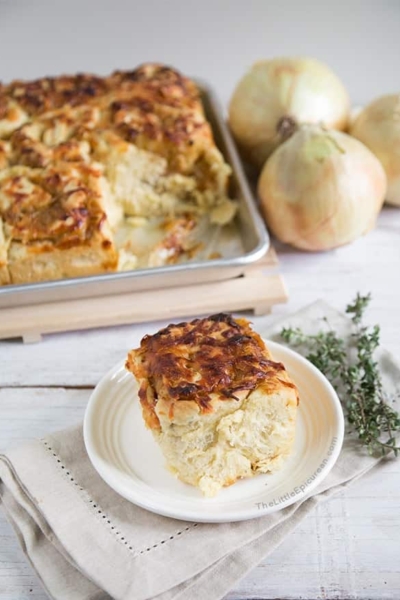 "French Onion Soup" Bread Rolls | The Little Epicurean