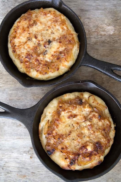 French Onion Pizza | the little epicurean