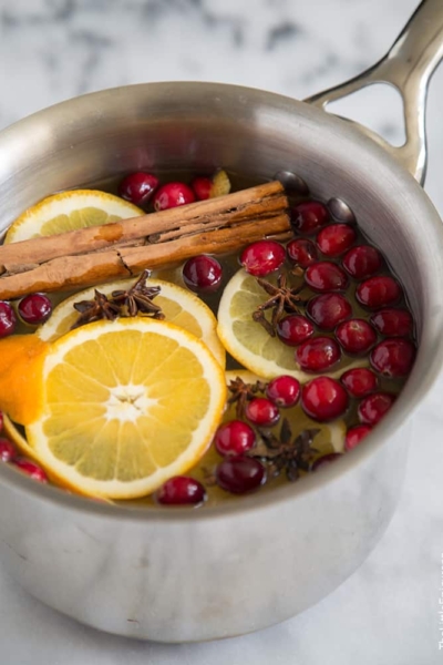 DIY holiday air freshener