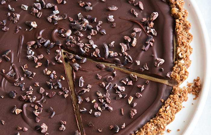 Chocolate Peanut Butter Oat Tart | the little epicurean