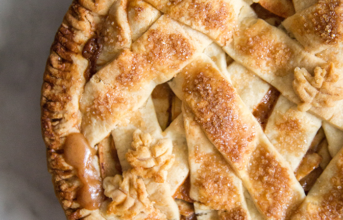 Salted Caramel Apple Pie | the little epicurean