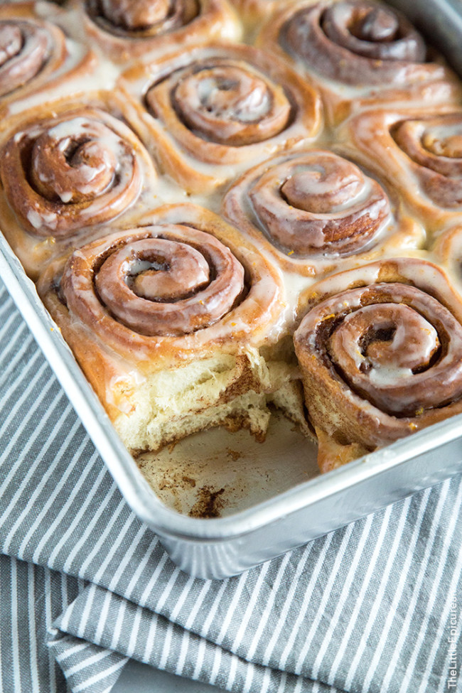Papa's Favorite Cinnamon RollsThe Little Epicurean