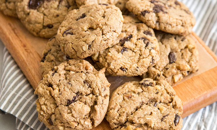 Chocolate Chunk Oatmeal Cookies