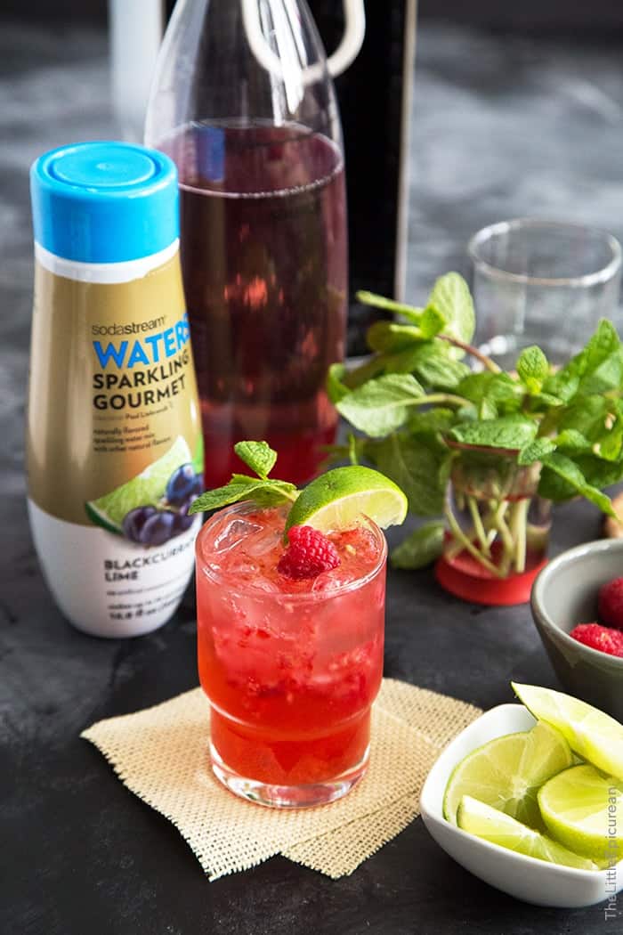 Sparkling Blackcurrant Raspberry Mocktail #WaterMadeExciting #CollectiveBias #Shop