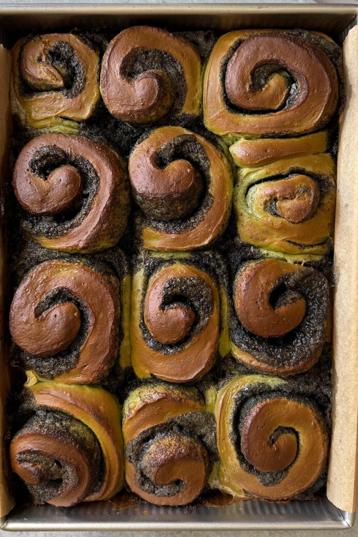 baked matcha rolls with black sesame filling.