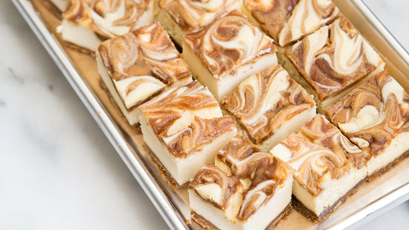 Cookie Butter Cheesecake Bites