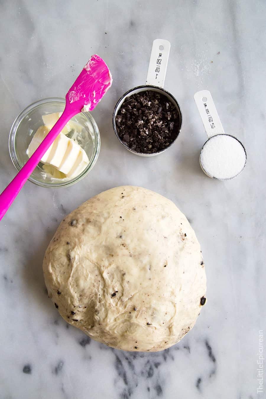 Cookies and Cream Rolls