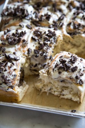 Cookies and Cream Rolls