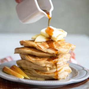 Cinnamon Apple Pancakes