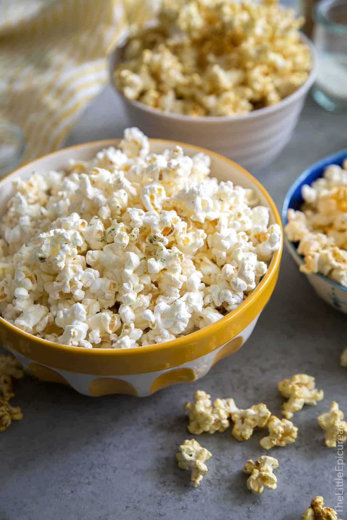 Homemade Microwave Popcorn (with flavor mix-ins)