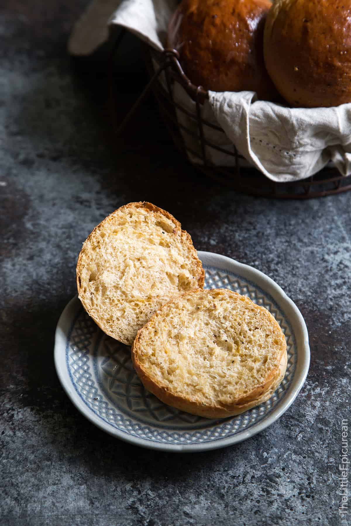 Black Pepper Cheddar Beer Bread