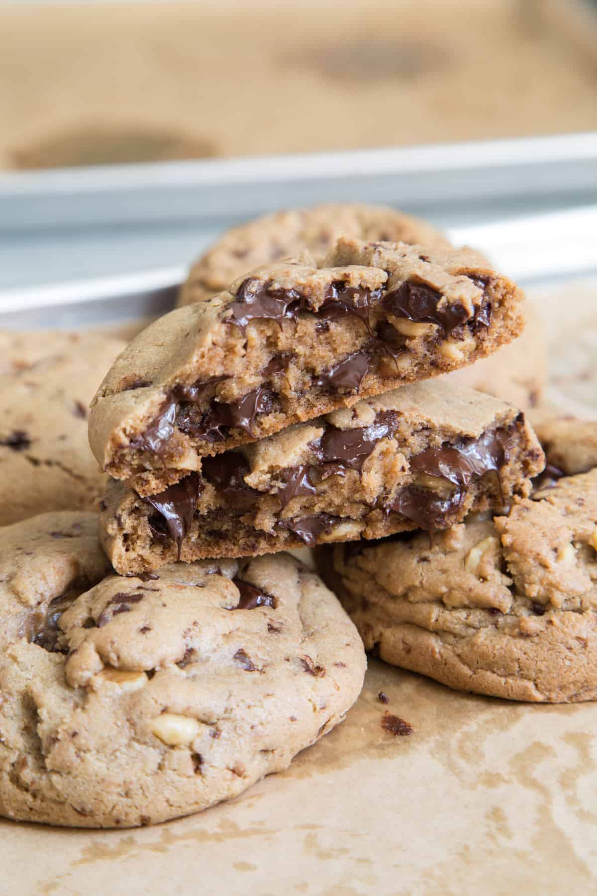 Walnut Chocolate Chip Cookies