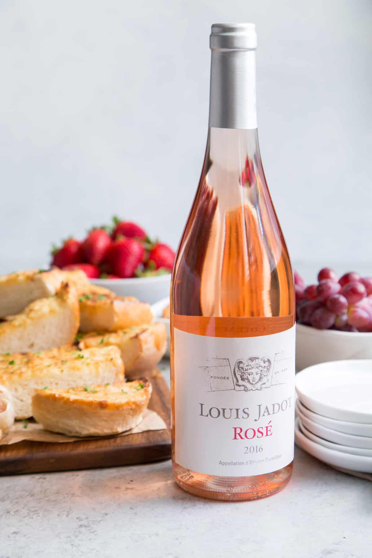 Roasted Garlic Bread with Rose Wine Pairing