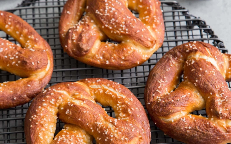 Honey Beer Pretzels