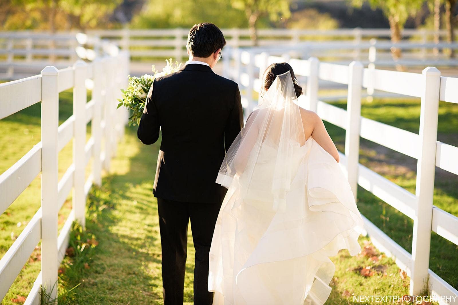 Hummingbird Nest Ranch Wedding