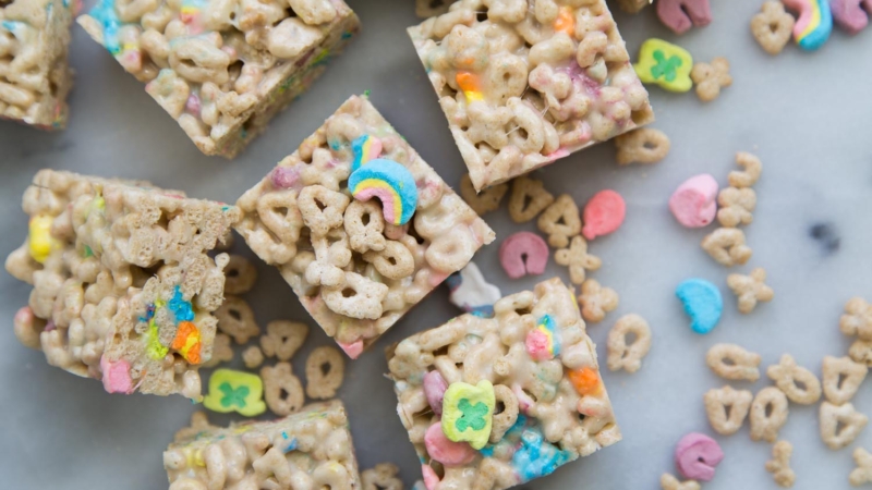 Lucky Charms Marshmallow Treats