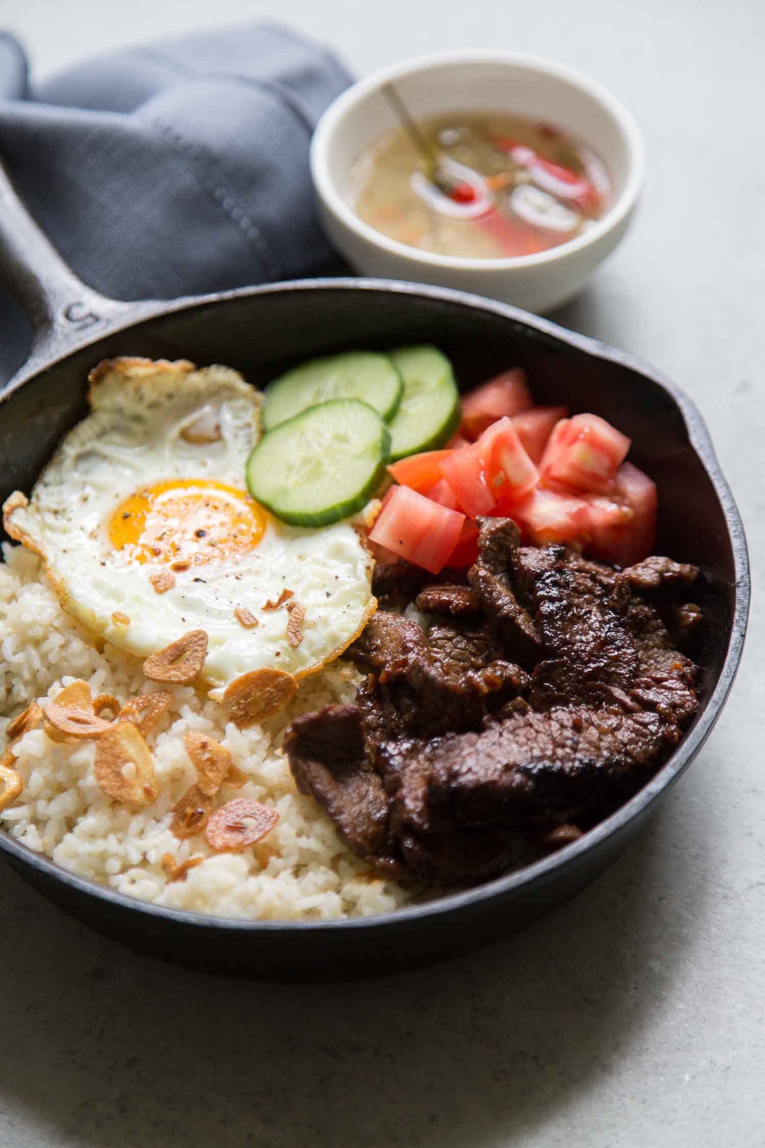 Filipino Beef Tapa Tapsilog