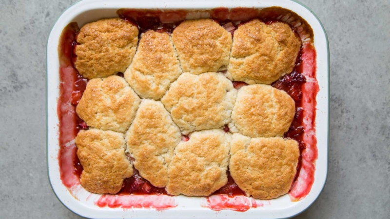 Strawberry Rhubarb Cobbler