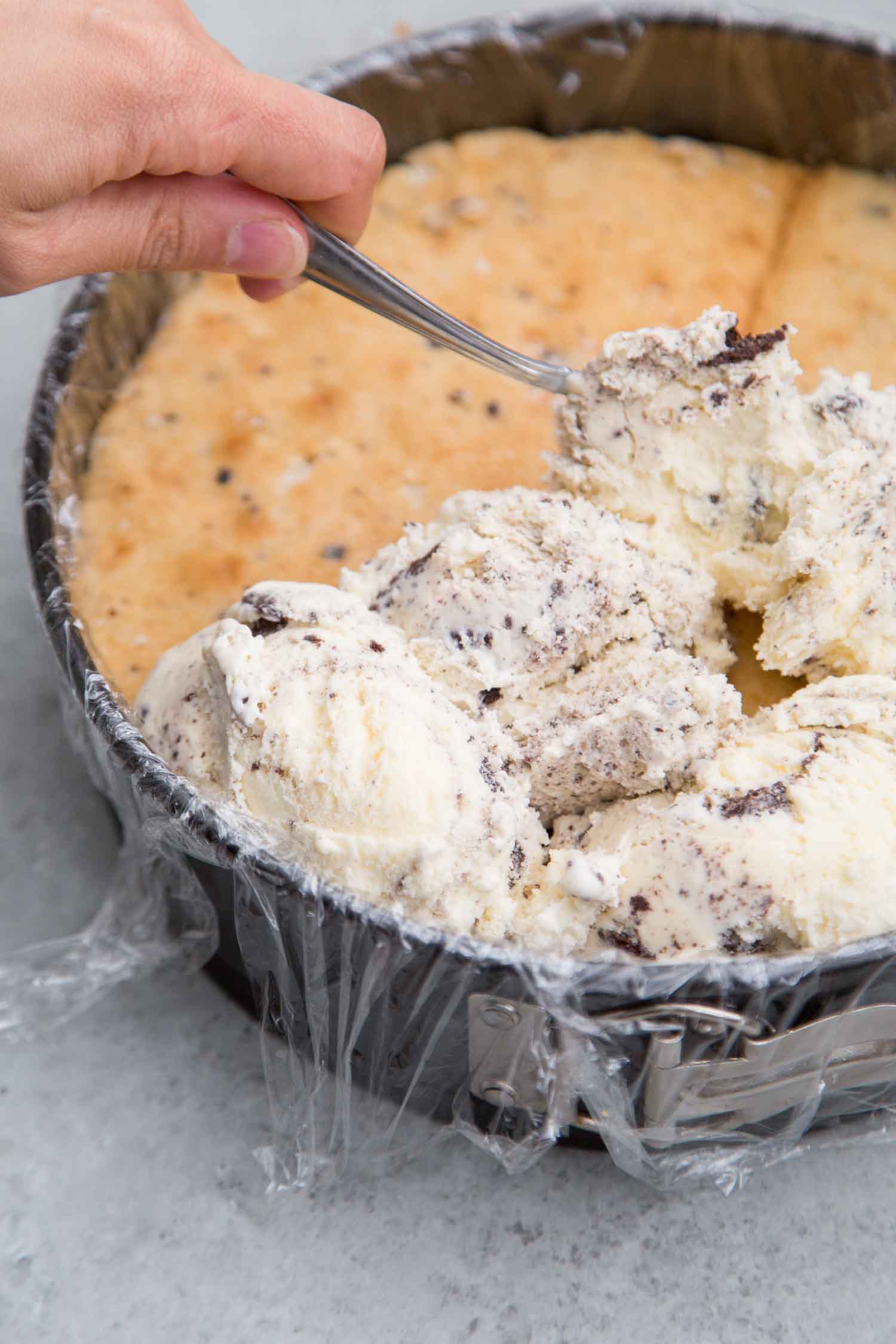 Cookies and Cream Ice Cream Cake