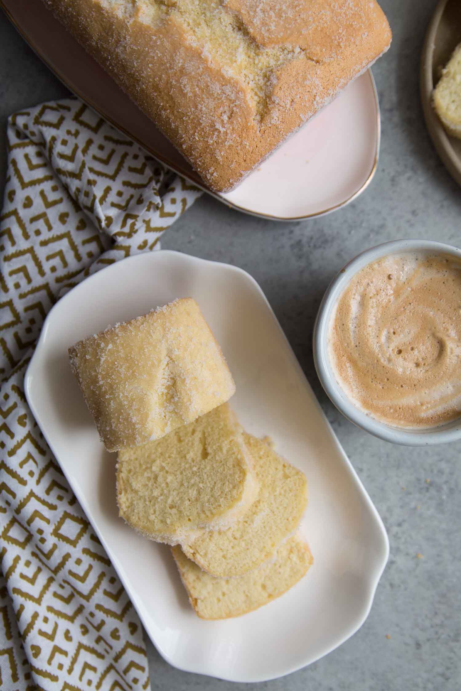 Taisan (Filipino Chiffon Cake)