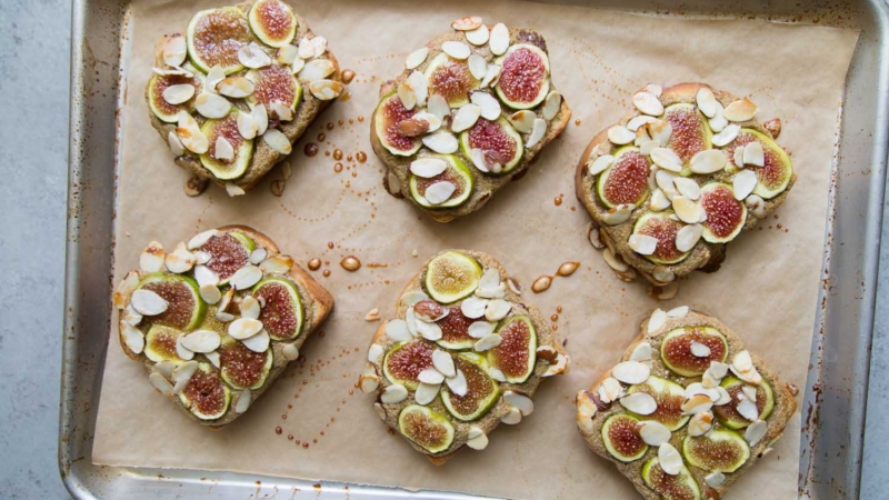 Fig Pistachio Bostock