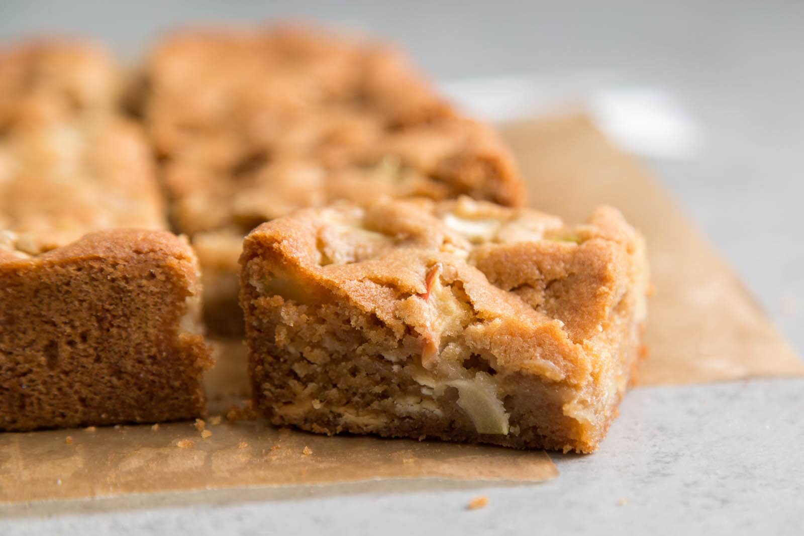 Apple Blondies