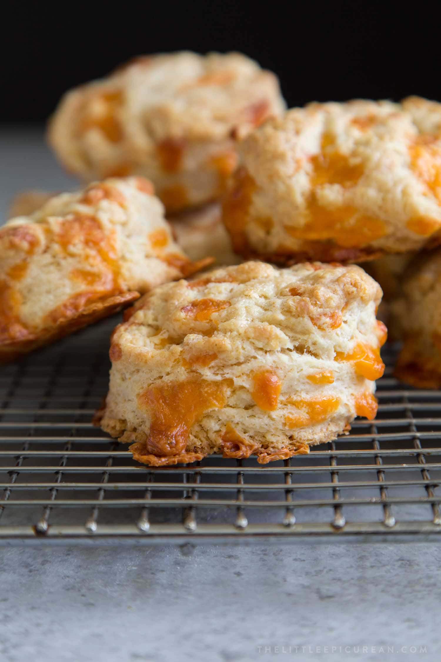 Cheesy Cheddar Biscuits