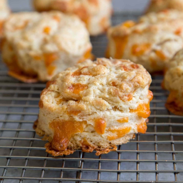 Cheesy Cheddar Biscuits