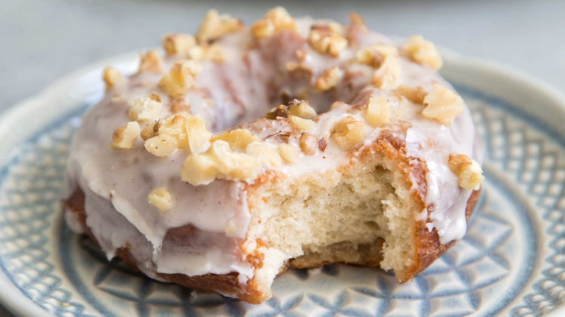 Banana Bread Doughnuts