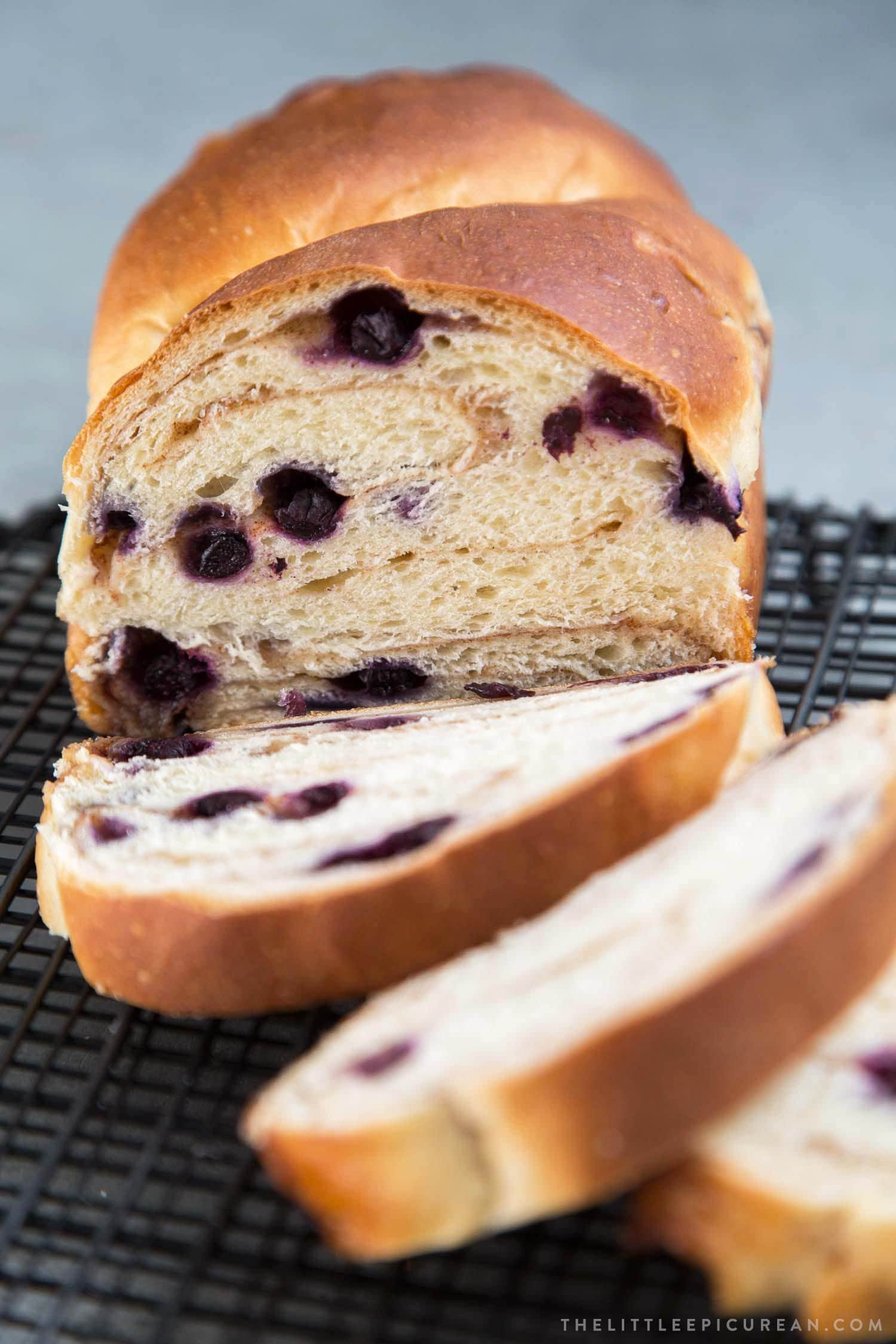 Blueberry Banana Yeast Bread