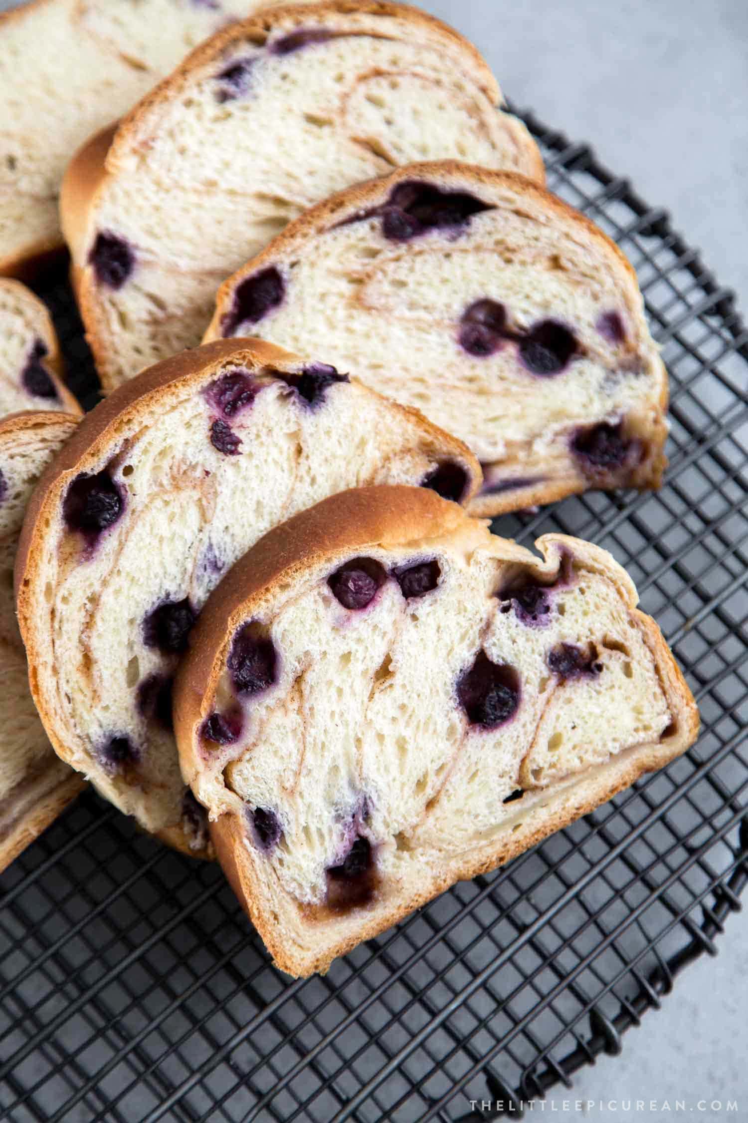 Blueberry Banana Yeast Bread