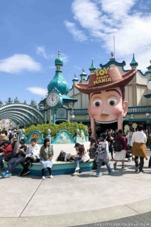 Tokyo DisneySea Guide