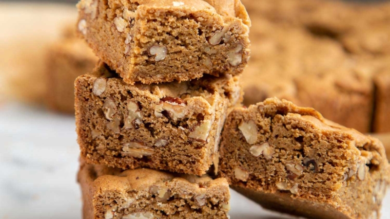 Butter Pecan Blondies