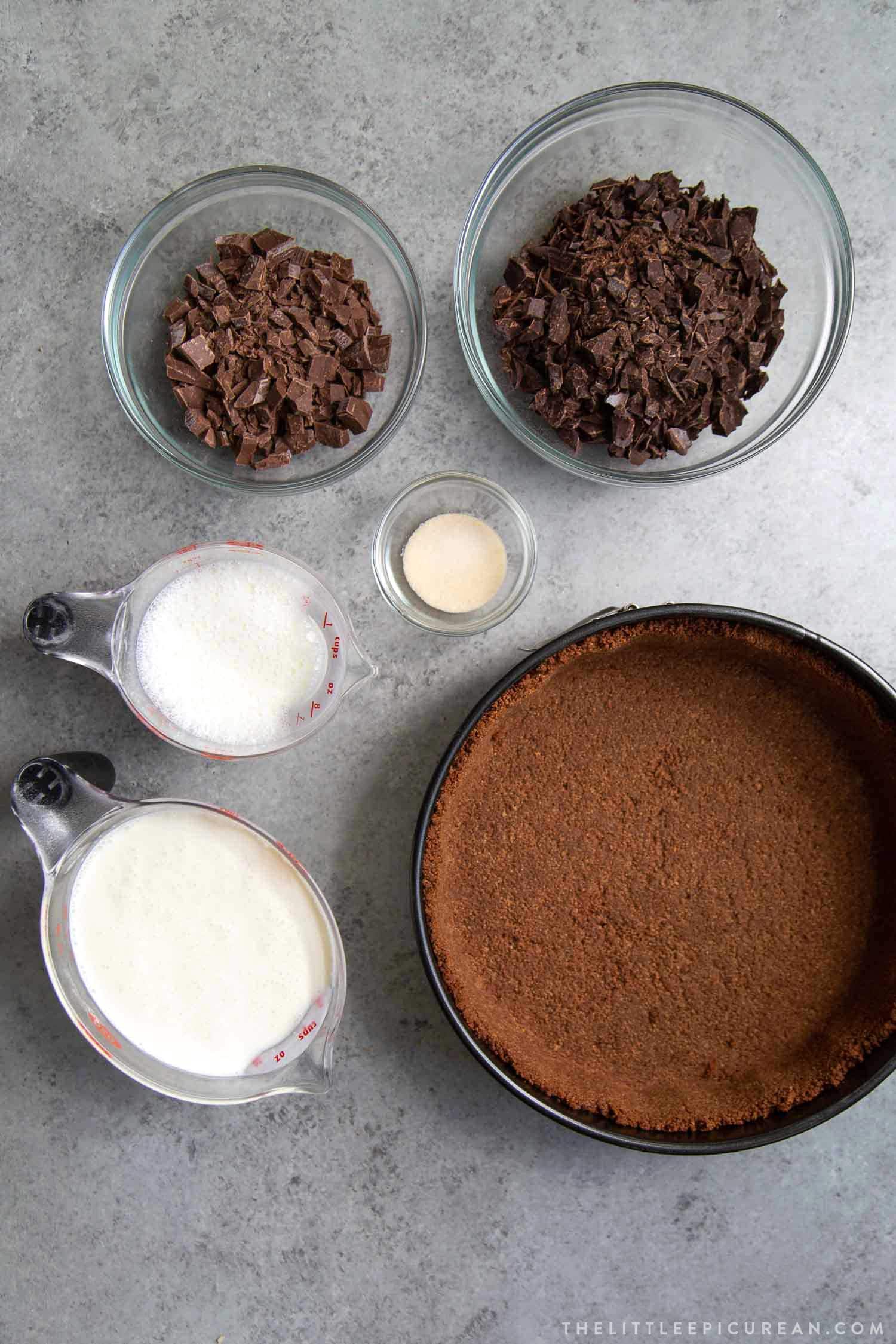 Ingredients for Chocolate Mousse Pie