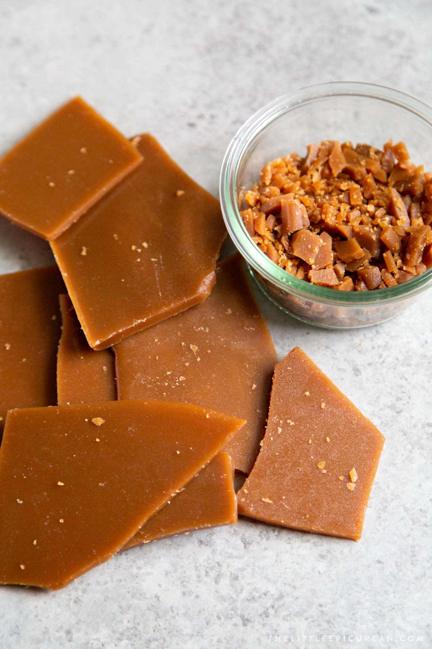 Homemade Toffee. How to make toffee from scratch. All you need is sugar, water, butter, and salt! #homemadetoffee #candy #toffee #DIY #easyrecipe #dessert