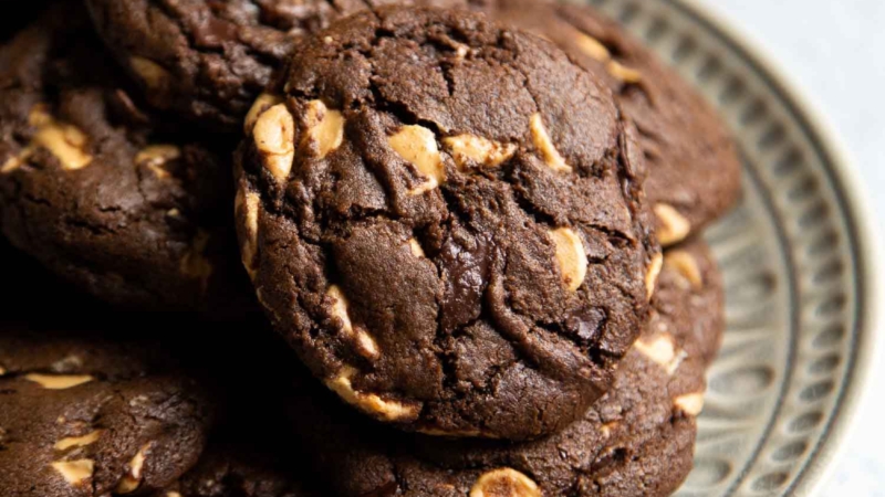 Chocolate Peanut Butter Cookies