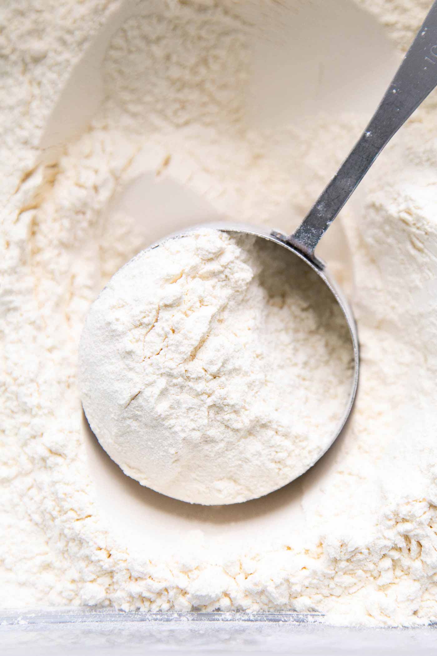 How To Properly Measure Flour